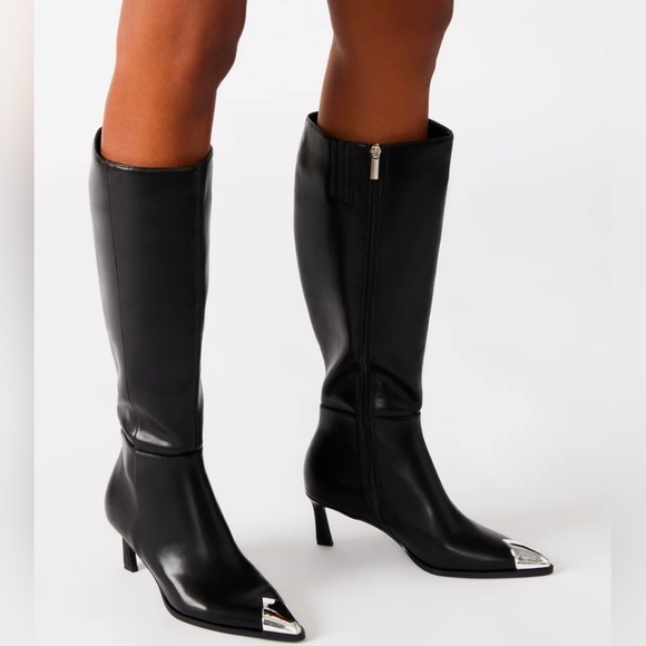 Steve Madden Shoes - 🔹️Steve Madden 🔹️Luciana Black Pointed Toe Boots